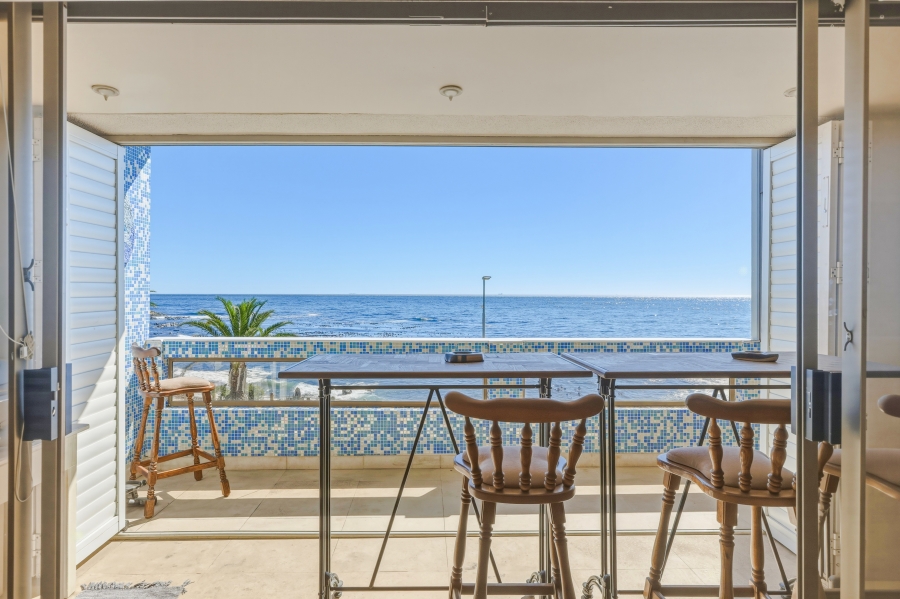 3 Bedroom Property for Sale in Sea Point Western Cape